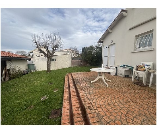 MAISON A ETAGE - ROYAN
